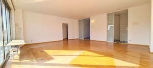 VERKAUFT! Karben-Kloppenheim: Panoramablick in großer 3 Zimmer Penthousewohnung + Einzelgarage