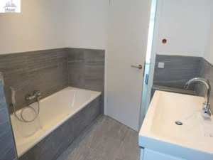 VERMIETET! NEUBAU 2017! Schicke 2- Zimmer Wohnung mit Balkon + Einbauküche – Niederroden