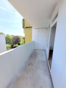 VERKAUFT! Sonniges 1-Zimmer Apartment- Balkon – ETW-Anlage in Frankfurt Nied