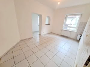 VERMIETET! Großzügige 3-Zimmerwohnung mit Wohnküche – ruhig in Eckenheim