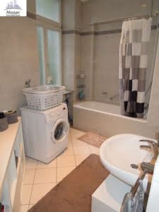 VERMIETET! Altbaucharme in Sachsenha.! Gemütliche 2 Zimmerwohnung inkl. Einbauküche + Wannenbad