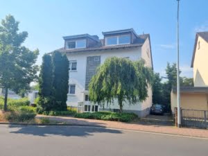 VERKAUFT! Kapitalanlage: gepflegtes MFH mit 5-6 Whg. + 1 Garage + Hof + Garten – zentrale Lage Bad Soden