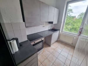 VERMIETET! Altbaucharme zentral in Bornheim! Gemütliche 3 Zimmer Wohnung mit Tageslichtbad