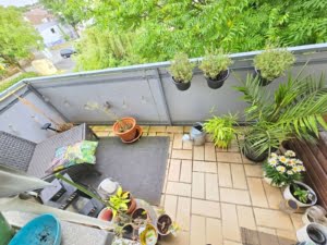 VERKAUFT! Kapitalanlage: gepflegtes MFH mit 5-6 Whg. + 1 Garage + Hof + Garten – zentrale Lage Bad Soden