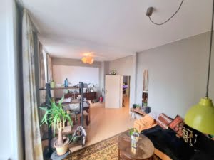 VERMIETET! Altbaucharme zentral in Bornheim! Helle 3 Zimmerwohnung direkt auf der Berger Straße