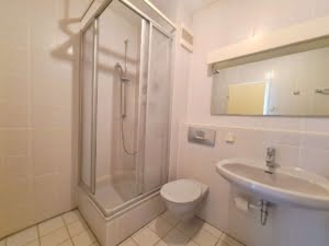 VERMIETET! Gartenwohnung Sachsenhäuser Berg: 2 sonnige Zimmer + EBK + Balkon + eigener Garten