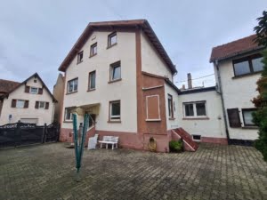 VERMIETET! Großzügige 3-Zimmerwohnung mit Wohnküche – ruhig in Eckenheim