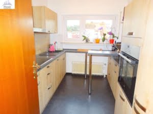 Vermietet! Großzügige, helle 3 Zimmerwohnung mit Südbalkon – zentral und ruhig in Bergen-Enkheim