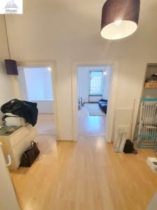 VERMIETET! Altbaucharme in Sachsenhausen: gemütliche 2 Zimmerwohnung mit Tageslichtbad