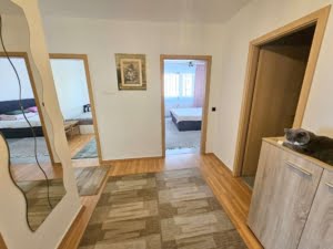 VERMIETET! Gemütliche großzügige 3 Zimmerwohnung mit Balkon – ruhig + zentral in Oberrad