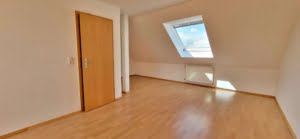 VERKAUFT! Ihr neues Heim erwartet Sie! Reihenhaus: 5 Zimmer + Terrasse + Garten + 2 KFZ-Stellplätze