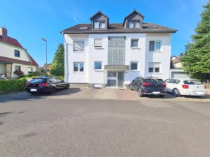 VERMIETET! Neu renoviert! Gemütliche 2 Zimmer Souterrain Wohnung inkl. Einbauküche – Steinbach/Ts