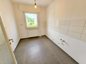 VERMIETET! Sonnige 3 Zimmerwohnung mit Balkon – ruhig in Mühlheim-Lämmerspiel