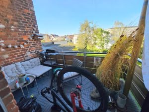 VERMIETET! Große, gemütliche 3,5 Zimmer Altbauwohnung mit Balkon – zentrale Lage Nähe TÜV Hanau