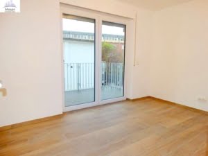VERMIETET! Neubau2017! 4 Zimmer + 2 Balkone + 2 Bäder + Fußbodenheiz. -ruhig in Rödelheim