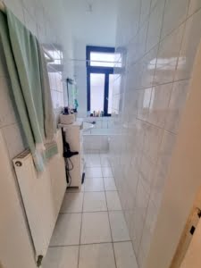 VERMIETET! Altbaucharme pur! Top Lage Bornheim auf der Berger Str.: Sonnige 3- Zimmerwohnung