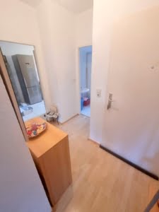 VERMIETET! Gemütliche 2 Zimmerwohnung mit Wohnküche – direkt gegenüber dem Klinikum OF