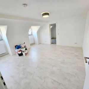 VERMIETET! Alles Neu Renoviert! Großzügige 1 Zimmerwohnung mit separater Küche – zentral in Hanau