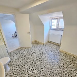 VERMIETET! Alles Neu Renoviert! Großzügige 1 Zimmerwohnung mit separater Küche – zentral in Hanau