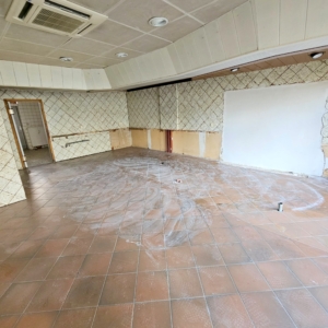 VERMIETET! Attraktive Ladenfläche + Küche + Kühlhaus + Büro + Keller in zentraler Lage Bad Vilbel-Heilsberg