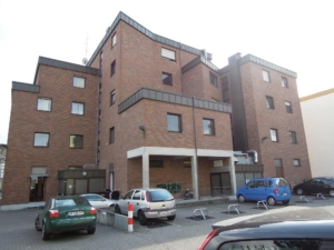 VERMIETET! Ideal für Familie oder auch WG! Top neu saniert in 2015! 4 Zimmer + 2 Bäder – zentral in Langen