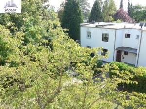 VERMIETET! Schick komplett renoviert! Gemütlich 2 Zimmerwohnung mit Balkon ruhig in Bad Homburg