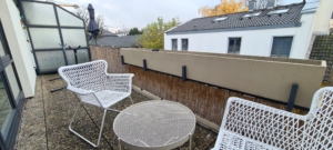 Möbliertes Wohnen auf Zeit! Top Nordend Lage! –  Großes + nagelneu möbliertes 1- Zimmer Studio mit großem Balkon