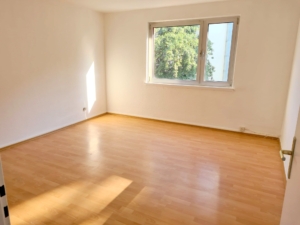 VERMIETET! Top Lage Berger Straße: Gemütliche, kleine 2 Zimmerwohnung im 2. OG – Frankfurt Nordend