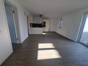 VERMIETET! Schicke 3-Zimmer Wohnung mit Terrasse + Rasen + Einbauküche in ruhiger Lage Rodgau-NiederRoden