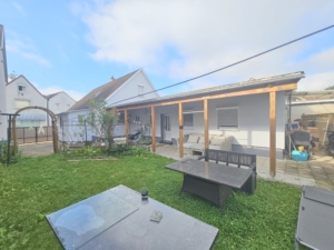 VERKAUFT! Perfekt für die Familie! Einfamilienhaus mit großem Garten – mitten in Schöneck/Büdesheim