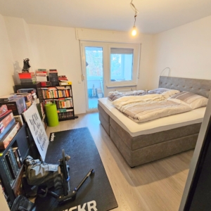 VERMIETET! Schick + gemütlich! 2- Zimmerwohnung inkl. EBK und mit Wintergarten zentral in Niederrad