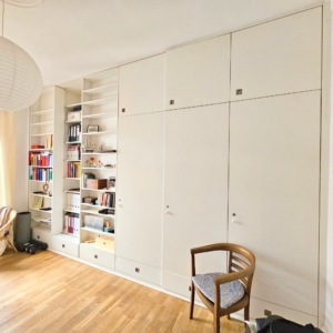 VERMIETET! WOW! Altbaucharme in Top Lage! Große 3 Zimmerwohnung mit Parkett, Kamin und Balkon in Sachsenhausen