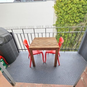 VERMIETET! WOW! Altbaucharme in Top Lage! Große 3 Zimmerwohnung mit Parkett, Kamin und Balkon in Sachsenhausen