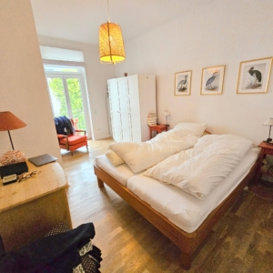 VERMIETET! WOW! Altbaucharme in Top Lage! Große 3 Zimmerwohnung mit Parkett, Kamin und Balkon in Sachsenhausen