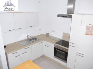VERMIETET! Tolle 2 Zimmer Wohnung mit offener Küche inkl. Einbauküche und bodentiefen Fenstern – zentral in Langen