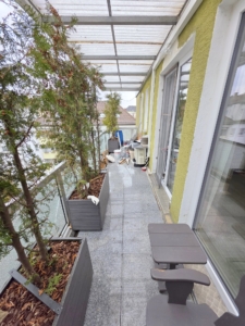VERMIETET! Schicke + großzügige 2 Zimmerwohnung + großer Südbalkon + Klimaanlage – Ostend Grenze Bornheim