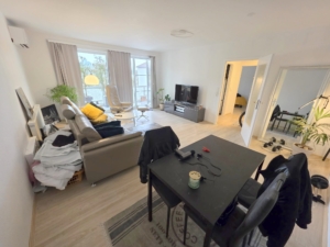 VERMIETET! Schicke + großzügige 2 Zimmerwohnung + großer Südbalkon + Klimaanlage – Ostend Grenze Bornheim