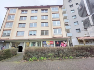 VERMIETET! Lichtdurchflutet + frisch renovierte 3-Zimmer Terrassenwohnung- Bornheim Grenze Ostend