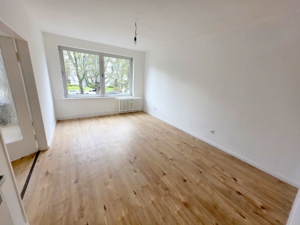 VERMIETET! Lichtdurchflutet + frisch renovierte 3-Zimmer Terrassenwohnung- Bornheim Grenze Ostend