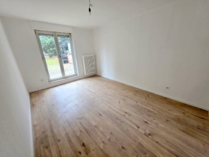 VERMIETET! Lichtdurchflutet + frisch renovierte 3-Zimmer Terrassenwohnung- Bornheim Grenze Ostend