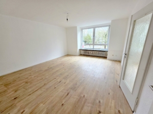 VERMIETET! Lichtdurchflutet + frisch renovierte 3-Zimmer Terrassenwohnung- Bornheim Grenze Ostend
