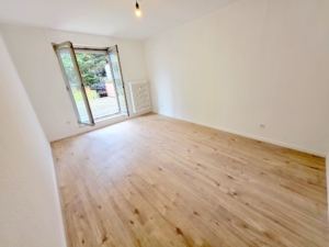 VERMIETET! Lichtdurchflutet + frisch renovierte 3-Zimmer Terrassenwohnung- Bornheim Grenze Ostend