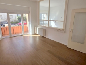 VERMIETET! PROVISIONSFREI! Attraktive 3 Büroräume + Balkon + 1 KFZ-Stellplatz in zentraler Ostend- Lage