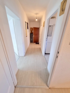 VERMIETET! Gemütliche 2 Zimmerwohnung im Hochparterre – zentrale Lage – direkt gegenüber dem Klinikum Offenbach