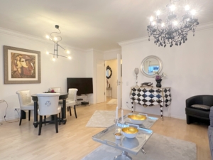 VERMIETET! Top Westend Lage! Charmant + Elegant! Voll möblierte 2 Zimmerwohnung mit 2 Balkonen