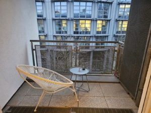 VERMIETET! Top Westend Lage! Charmant + Elegant! Voll möblierte 2 Zimmerwohnung mit 2 Balkonen