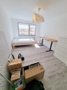 VERMIETET! Komplett renoviert in 2022! Gemütliche 1 Zimmerwohnung mit sep. Küche – Top Lage Bornheim – Nähe Berger Str.