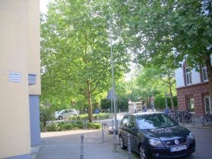 VERMIETET! Altbaucharme Gemütliche + helle 3 Zimmerwohnung – ruhig und zentral in Bornheim – Nähe Berger Str.