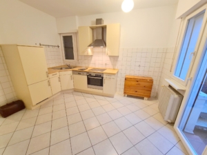 VERMIETET! Top Lage Bornheim Nähe Parlamentsplatz – Große 1,5 Zimmerwohnung mit großer Terrasse + Wohnküche-
