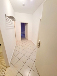 VERMIETET! Top Lage Bornheim Nähe Parlamentsplatz – Große 1,5 Zimmerwohnung mit großer Terrasse + Wohnküche-